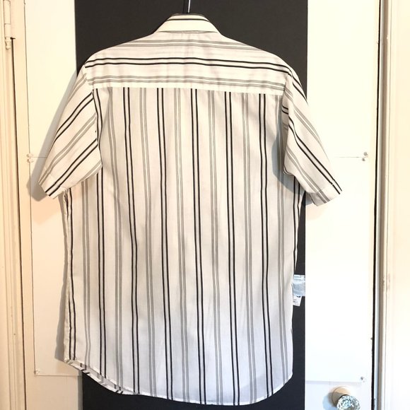 2 Geoffrey Hayes Short Sleeve Dress Shirts Sz 15.5 - Picture 5 of 7